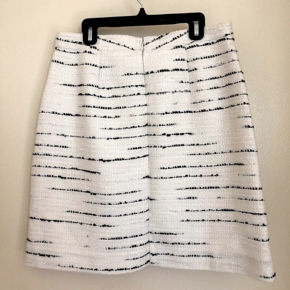 Ann Taylor Skirt - Picture 2 of 3
